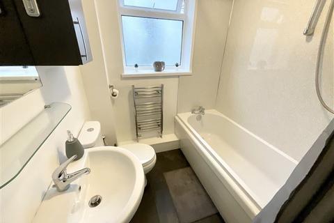 38 Edinburgh Drive, North Anston, Sheffield, S25 4HD