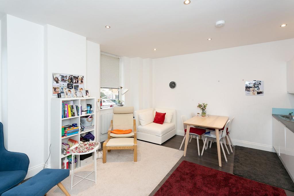 Chiltern House, 24 30 King Street, Watford, Hertfordshire, WD18 1 bed