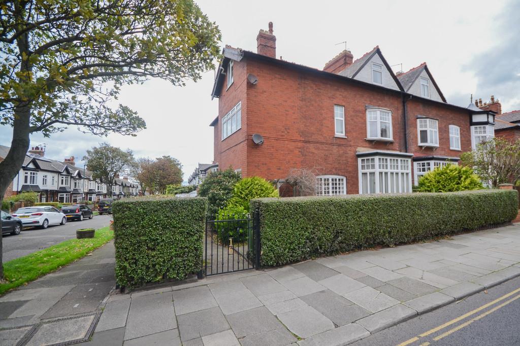 Windsor Road, Saltburnbythesea 2 bed apartment for sale £199,950