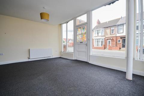 2 bedroom apartment for sale - Upleatham Street, Saltburn-by-the-Sea