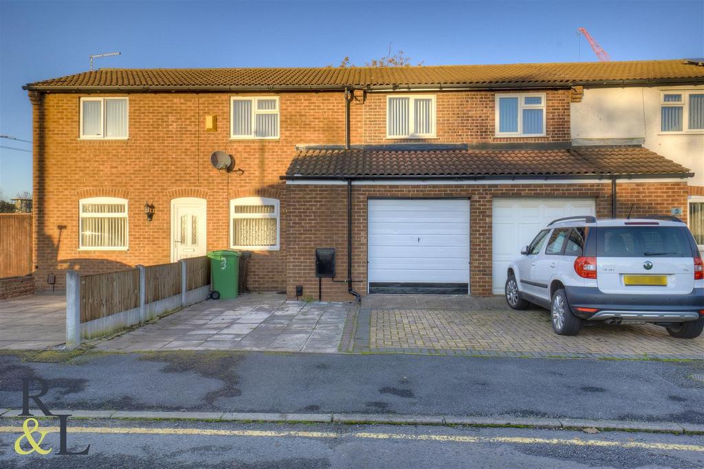 Castlefields, Nottingham 3 bed terraced house for sale £170,000
