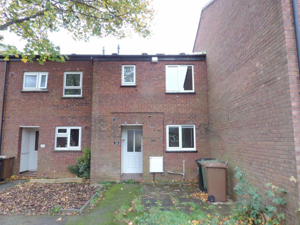 Kestrel Lane, Wellingborough, NN8 4UD 3 bed terraced house £825 pcm