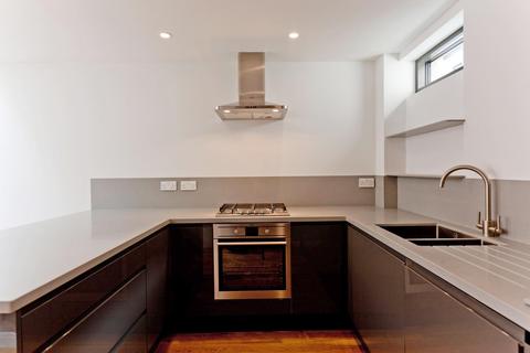 8 Voss Street, London, E2 6JE