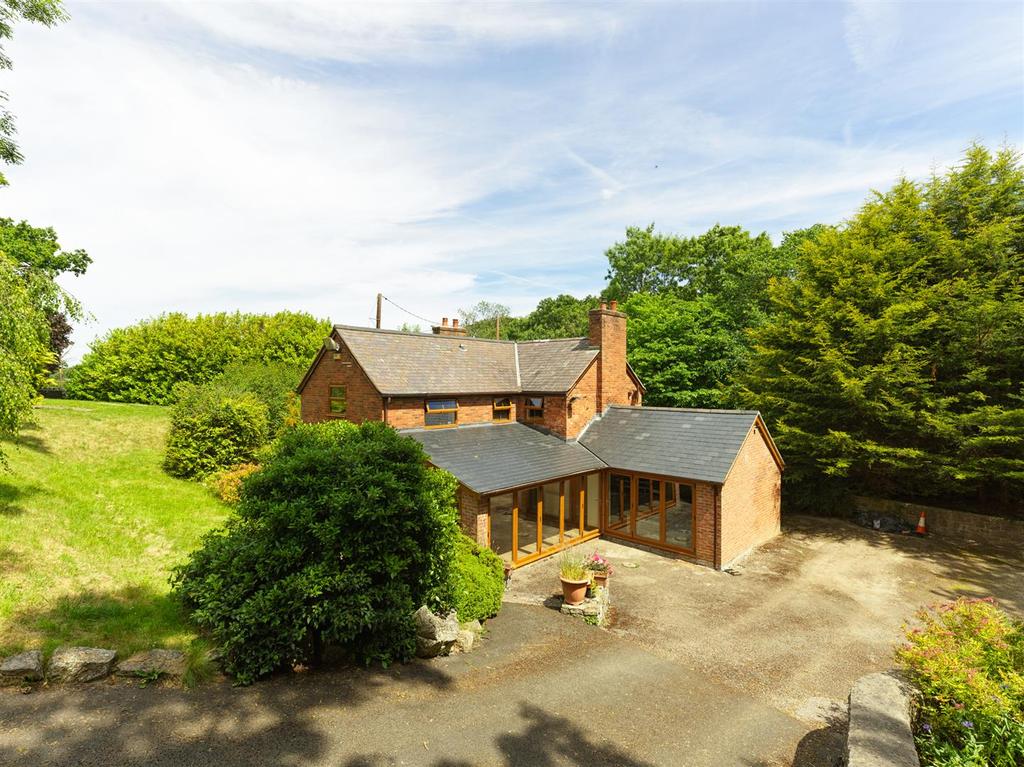 Tyddyn Cierw, Henllan Road, St.Asaph, Denbighshire, LL17 0BS 4 bed