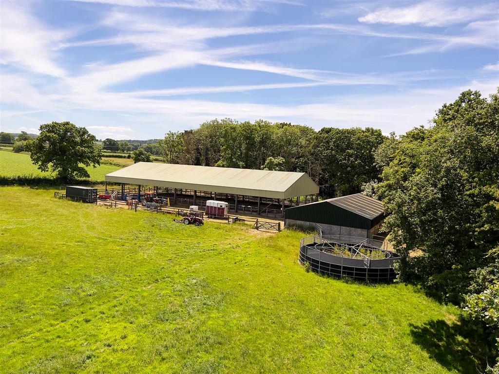 Tyddyn Cierw, Henllan Road, St.Asaph, Denbighshire, LL17 0BS 4 bed