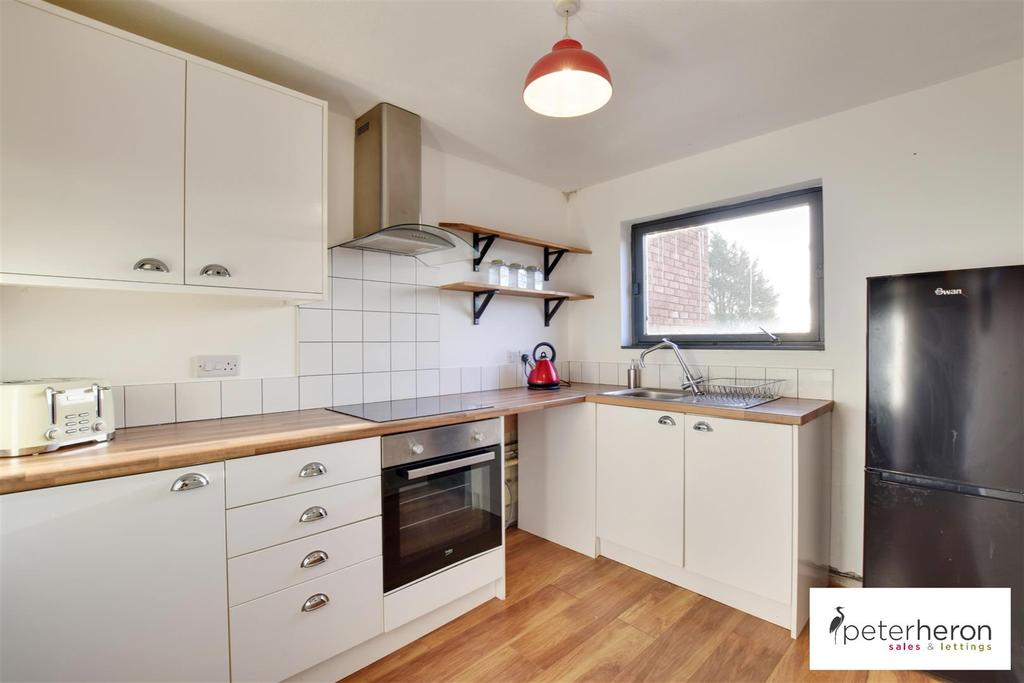 Gray Road, Hendon, Sunderland 1 bed apartment £450 pcm (£104 pw)