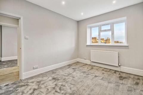 Flat 3, 96 Clapham Common South Side, London, SW4 9DN