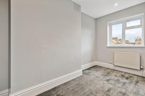 Flat 3, 96 Clapham Common South Side, London, SW4 9DN