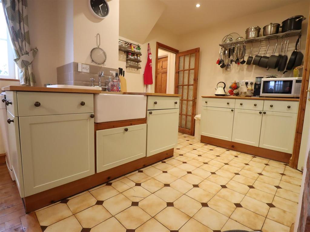 Windyridge, The Perthy, Ellesmere. 3 bed semidetached house £299,995