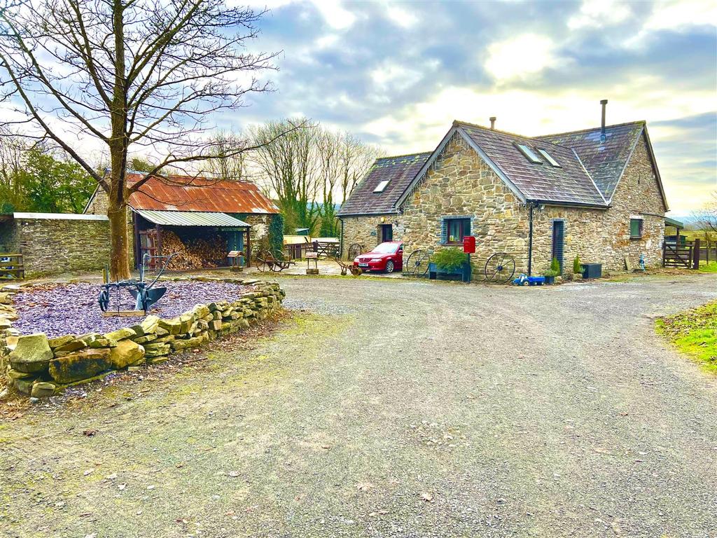 Ponthenry, Llanelli 4 bed property with land for sale £765,000