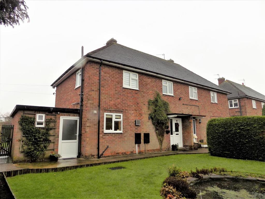 Straws Lane, East Bridgford, Nottingham 3 bed semidetached house £