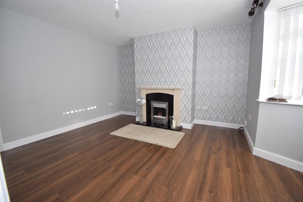 Prince Edward Road, South Shields 3 bed end of terrace house £106,500
