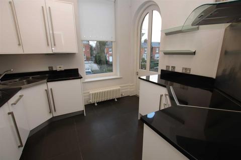 2 bedroom apartment to rent - Chesham Place, Altrincham