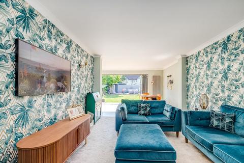 48a Parkland Grove, Ashford, TW15 2JR
