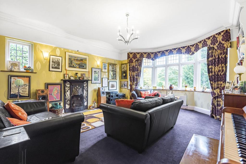 Manor Way, Beckenham 4 bed detached house £1,850,000