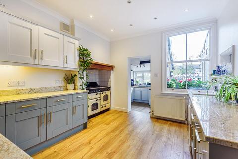 13 Queens Road, Beckenham, BR3 4JN