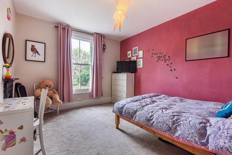 13 Queens Road, Beckenham, BR3 4JN