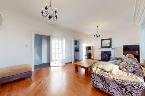 3 bedroom flat to rent, Bon Accord Street, City Centre, Aberdeen, AB11
