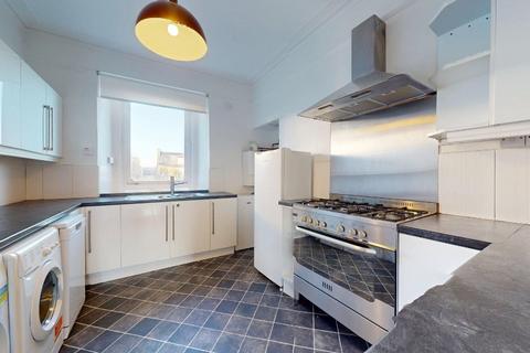 3 bedroom flat to rent, Bon Accord Street, City Centre, Aberdeen, AB11