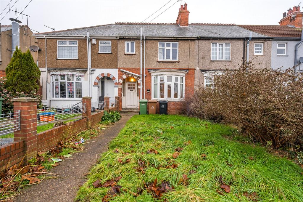 Yarborough Road, Grimsby... 3 bed terraced house £85,000