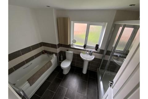 47 Wildacre Drive, Northampton, NN3 9GB