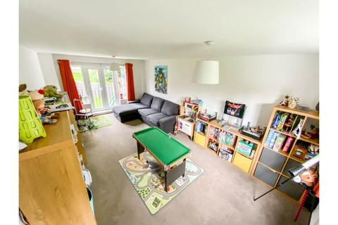 47 Wildacre Drive, Northampton, NN3 9GB