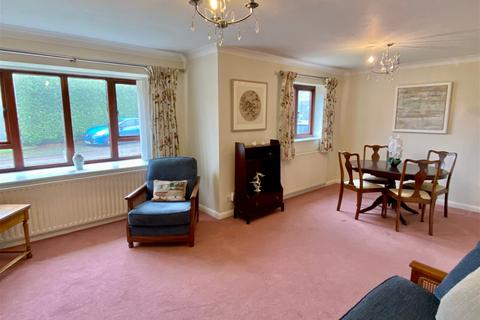 6 Linton Meadows, Wetherby, LS22 6GS