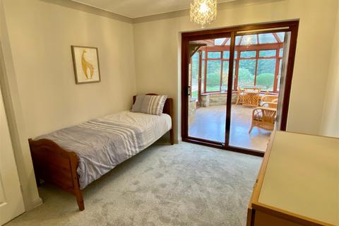 6 Linton Meadows, Wetherby, LS22 6GS
