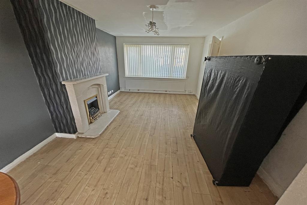 Trimdon Avenue, Acklam, Middlesbrough, TS5 3 bed house £145,000