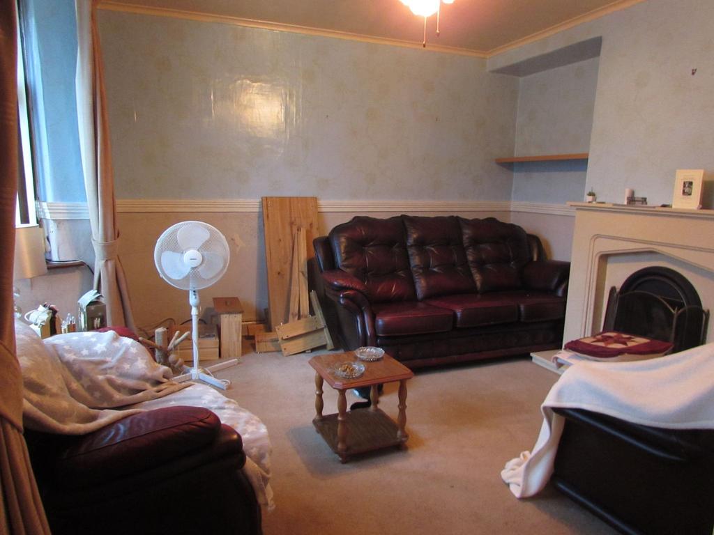Photograph 2