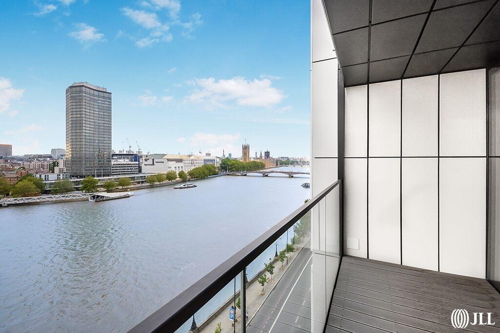 The Dumont London SE1 2 bed apartment £4,767 pcm (£1,100 pw)