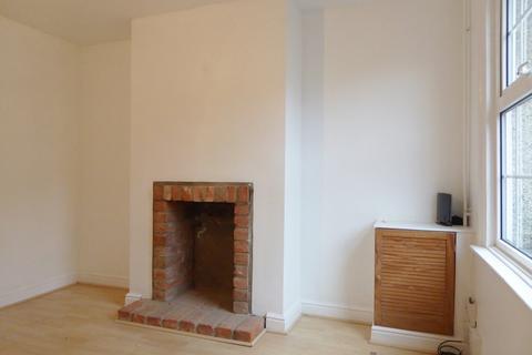 2 bedroom terraced house to rent, St. Johns Street, Reading, RG1