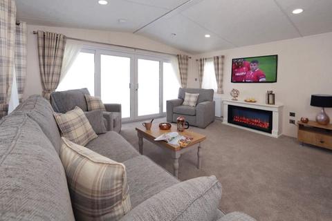 2 bedroom lodge for sale - Dog lane Tarporley