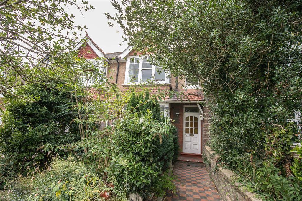 Rectory Road, Worthing, BN14 7PD 3 bed terraced house £420,000
