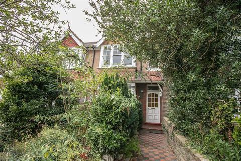 97 Rectory Road, Worthing, BN14 7PD