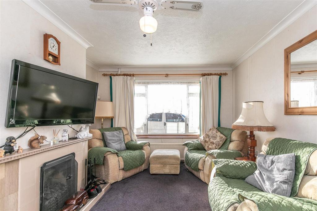 17 Arnside Close-17.jpg