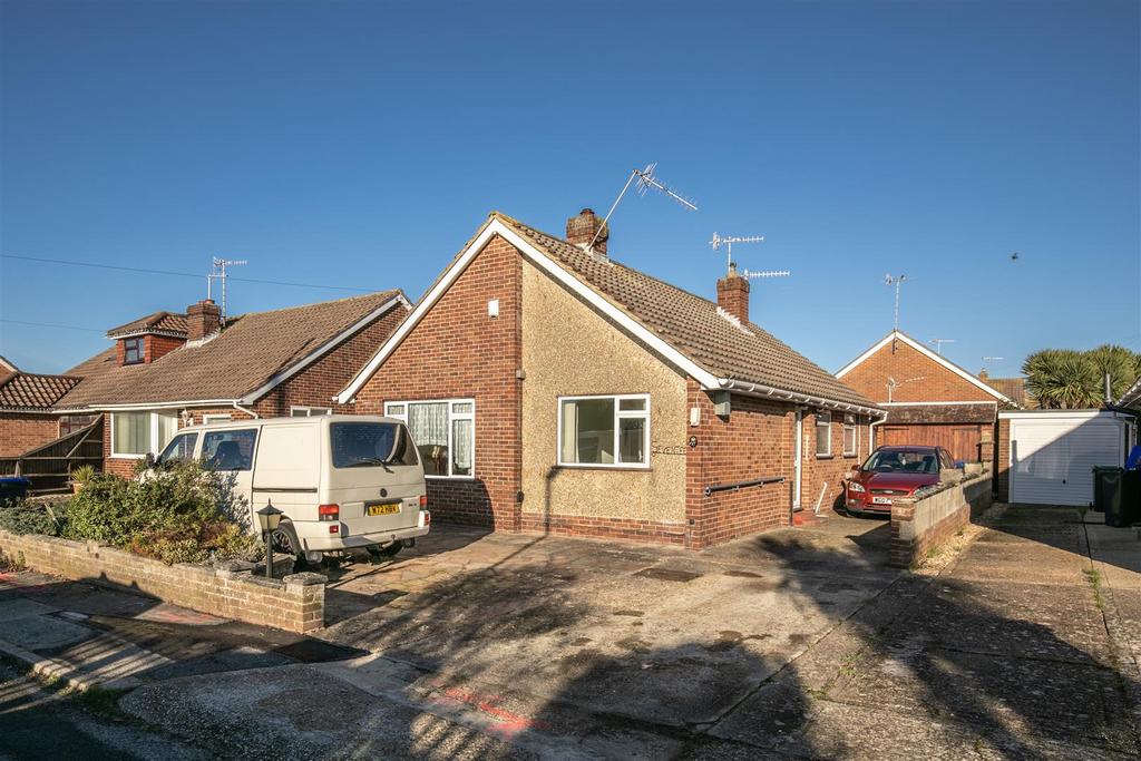 17 Arnside Close-1.jpg