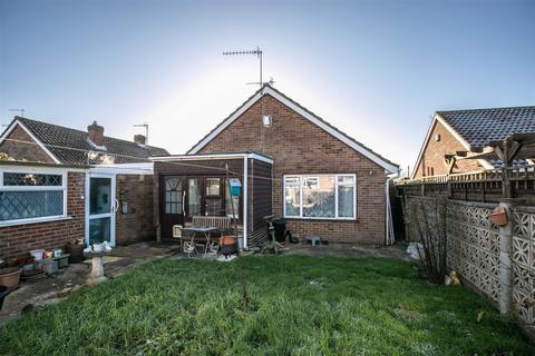 17 Arnside Close, Sompting, Lancing, BN15 9TR
