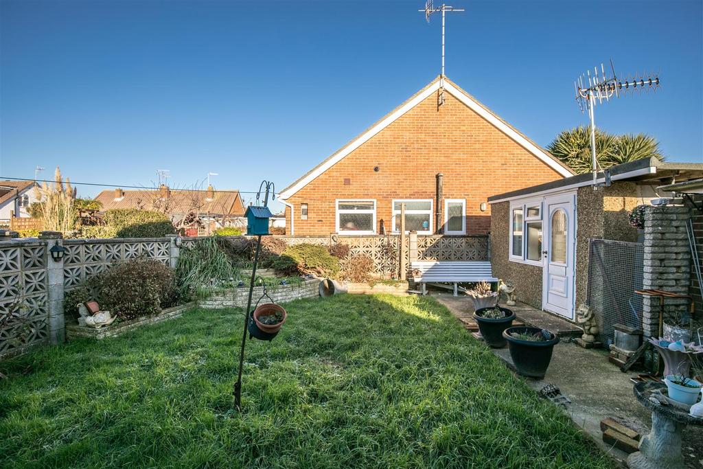 17 Arnside Close-10.jpg