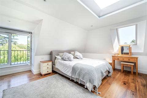 5 bedroom detached house for sale, Knowle Park, Cobham, KT11