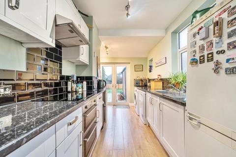 70 Manor Park Road, West Wickham, BR4 0JZ