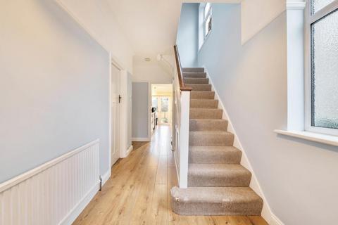 70 Manor Park Road, West Wickham, BR4 0JZ