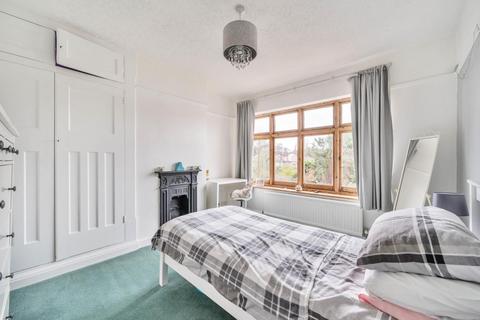 70 Manor Park Road, West Wickham, BR4 0JZ