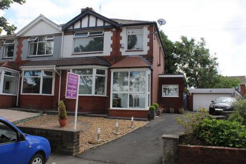 117 Broadway, Royton, Oldham, OL2 5BW