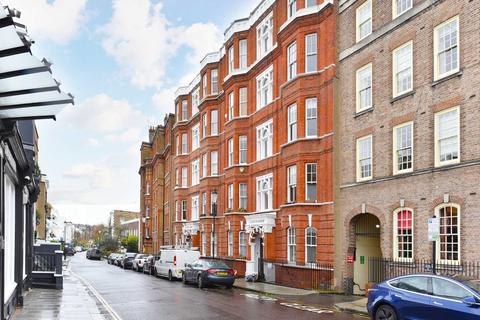 Flat 3, Ilchester Mansions Abingdon Road, London, W8 6AE