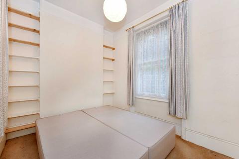 Flat 3, Ilchester Mansions Abingdon Road, London, W8 6AE