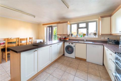 3 bedroom semi-detached house for sale - Milton Road, Lawford, Manningtree, Essex, CO11
