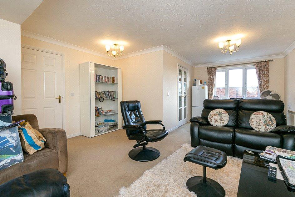 Culverley Road, LONDON, SE6 1 bed apartment for sale £160,000