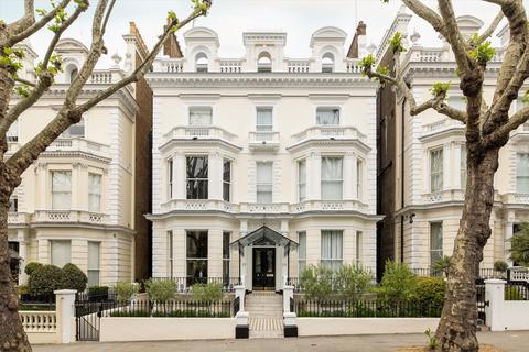 2 bedroom flat for sale, Holland Park, London, W11