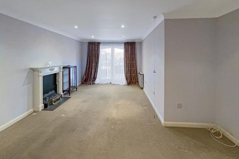2 bedroom apartment for sale, Grosvenor Road, Richmond, TW10
